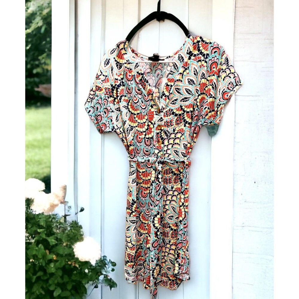 Women's Size 6 Stella and Julie Dress Floral Multi-Colored